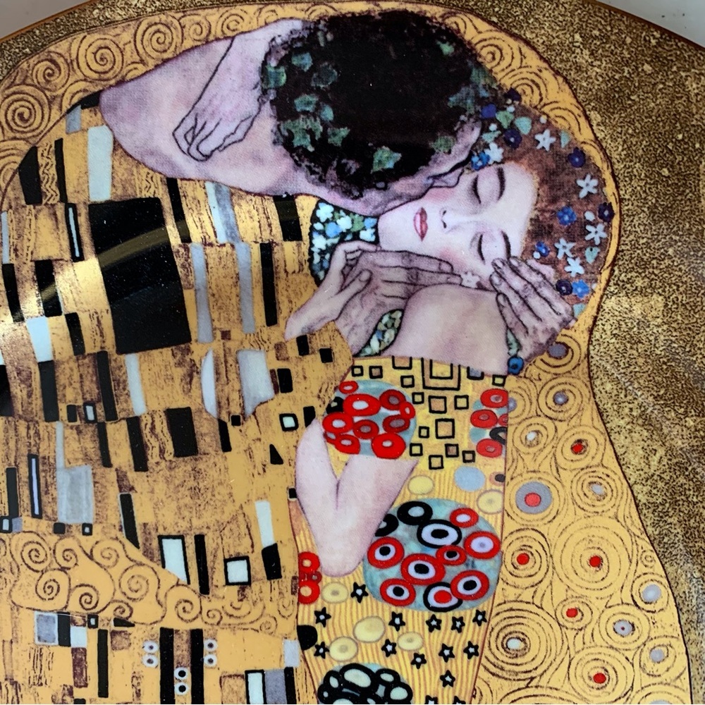 The Gustave Klimpt Collection “The Kiss” Porcelain 10.5” Serving Plate & Spatula - Picture 5 of 9